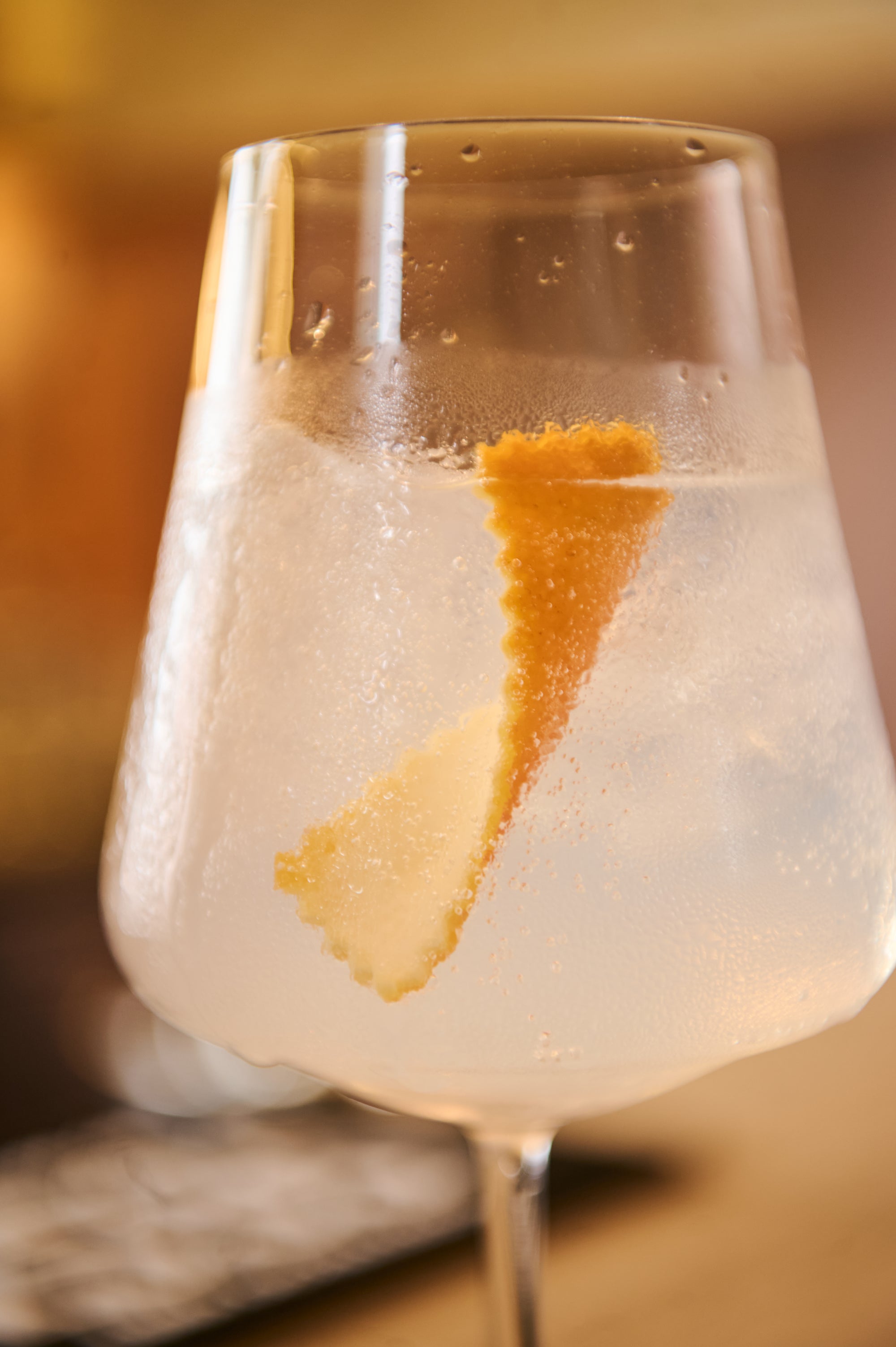 Gin 1535